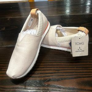 TOMS Resident Sneakers